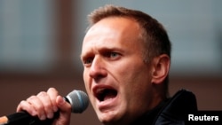 Kremlj je pokušao Alekseja Navaljnog prikazati kao ekstremistu. Odluka Evropskog parlamenta da mu dodijeli godišnju nagradu Saharov pokazuje da je on "borac za slobodu", kaže jedan analitičar.