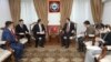 Министр Руслан Казакбаев менен Монголиянын Кыргызстандагы элчиси Ганхуяг Содном. 29-октябрь, 2021-жыл. Бишкек.
