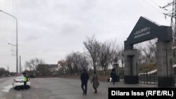 У мемориального комплекса в Шымкенте. 13 февраля 2022 года