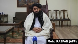 ذبیح الله مجاهد:د متقاعدانو د تقاعدیو د ورکړې قانوني ستونزې هوارې شوې او ډېر ژر به د دوى حقوق ورکړل شي.