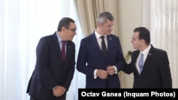 Liberalii depind în comisiile de specialitate de votul celor de la ProRomânia și UDMR pentru a nu obține avize negative.