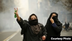 دست‌کم هشت نفر در تظاهرات روز عاشورا کشته شدند.