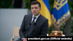 Президент також розраховує підписати меморандум з Угорщиною, яка заявила, що блокуватиме вступ України до НАТО через мовний закон