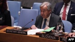 Secretarul general ONU Antonio Guterres vorbind despre situația din Orientul Mijlociu la Consiliul de Securitate ONU, la New York, pe 27 septembrie 2024.