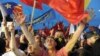 Опозицијата на улица, власта не се потресува 