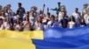 Українська красуня біля моря. Одеса стає україномовною
