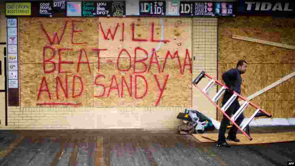 Delaware, 28. oktobar 2012. Foto: AFP / Jim Watson