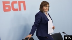 Лидерката на БСП Корнелия Нинова. Снимката е архивна.