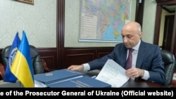 Радіо Свобода також намагається отримати коментар Гюндуза Мамедова