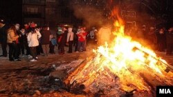 Коледарски оган во Скопје.