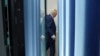 Трамп најави нови царини за Канада, Мексико и Кина. Што ќе се случува натаму?
