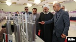 حسن روحانی، رئیس جمهور ایران روز چهارشنبه اعلام کرده بود که جمهوری اسلامی از ۱۶ تیرماه میزان غنی‌سازی خود را به بیش از ۳.۶۷ درصد و تا هر میزانی که «نیاز داشته باشد» افزایش خواهد داد.