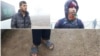 U improviziranom kampu ‘Lipa’, udaljenom od Bihaća oko 15 kilometara, smješteno je oko 1.500 migranata i izbjeglica (na fotografiji ulaz u kamp Lipa)