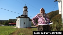 Fata Orlović se od 2000. godine bori da se crkva izmjesti iz njenog dvorišta