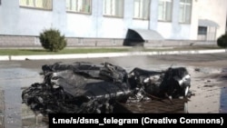 Resturile unei drone rusești lângă o școală din Kiev. 18 martie 2025