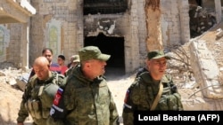 Ruske snage patroliraju u Dumi 