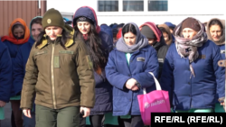 Deținute ucrainene, într-o închisoare din regiune Poltava. Mai mult de 100 de deținute au decis să se înroleze în armată pentru a-și scurta sentința.