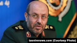حسین دهقان، وزیر دفاع و پشتیبانی ایران