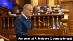 «Я буду в Україні на початку року. Президент Зеленський приїде до нас у цей важливий момент, коли Польща почне головувати в Раді ЄС», – повідомив Дональд Туск