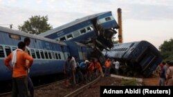 Илустрација железничка несреќа