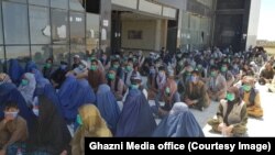 غزنيکې بې ځایه شوي کډوال