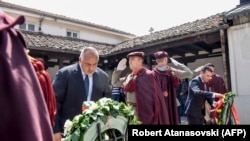 Илустрација - Бугарскиот премиер Бојко Борисов на гробот на Гоце Делчев во Скопје, август 2019 година.