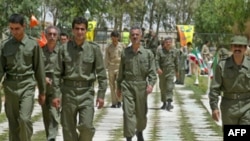سازمان مجاهدين خلق هفته گذشته اعلام کرد نيروهای عراقی با محاصره پايگاه اشرف از ورود غذا و سوخت به این اردوگاه جلوگيری کرده و آزار و اذيت اعضای اين گروه را افزايش داده اند.