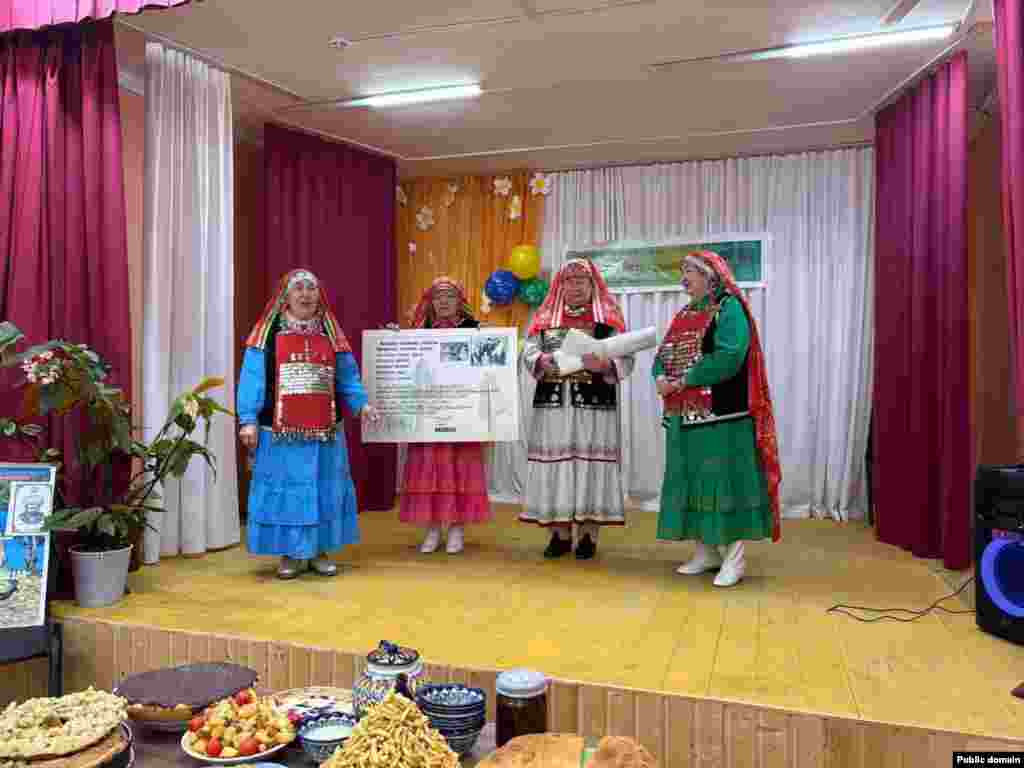 Башкортстанның Учалы районы Сөләйман авылында "Шәҗәрәбезне өйрәник, белик" дип аталган фестиваль узды. Аны "Агинәй" иҗтимагый оешмасы уздырды, 