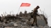 Военный группировки «ДНР» на Саур-Могиле. С февраля «ДНР» признала гибель более 2 тысяч личного состава, часть из которых составляют принудительно мобилизированные украинцы. По подсчетам разведки Британии, это 55% от первоначальной силы этой группировки