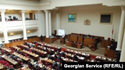 В некоторых грузинских СМИ даже была названа дата возможного парламентского признания - 21 мая