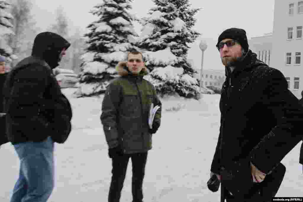 Перад судом. Вадзім Жаромскі, Вячаслаў Касінераў